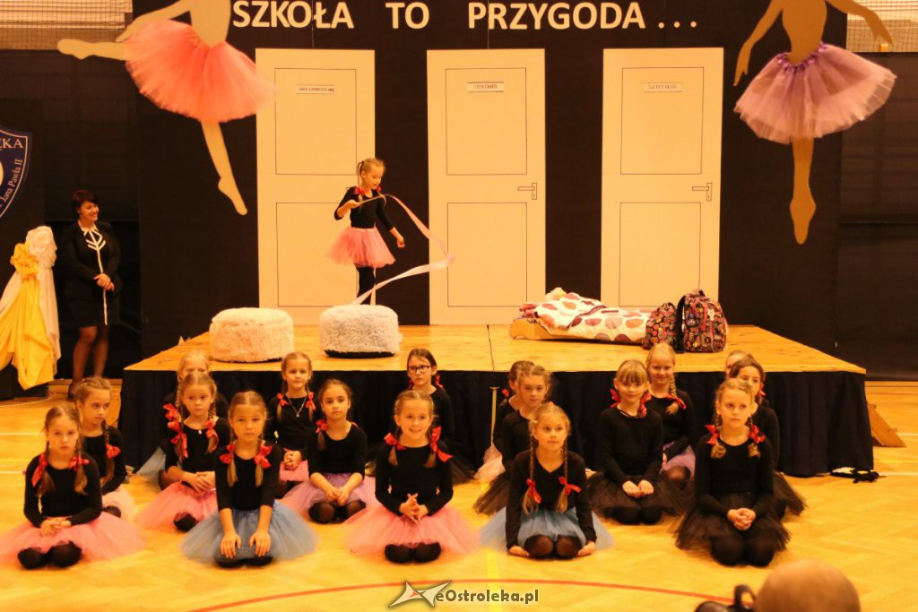 Pasowanie na ucznia w SP nr 10 [22.10.2019] - zdjęcie #1 - eOstroleka.pl