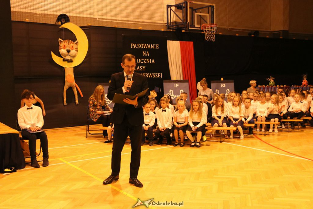 Pasowanie na ucznia w SP nr 10 [22.10.2019] - zdjęcie #142 - eOstroleka.pl