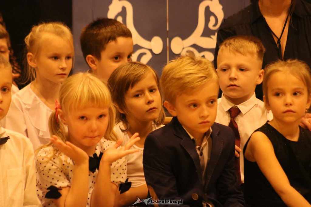 Pasowanie na ucznia w SP nr 10 [22.10.2019] - zdjęcie #126 - eOstroleka.pl
