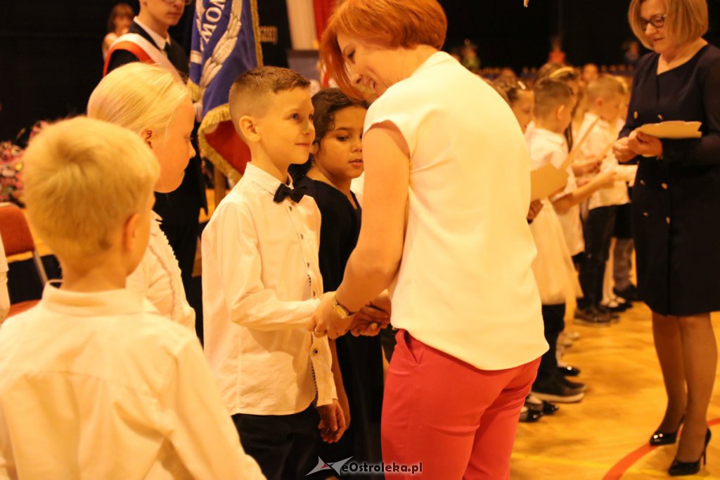 Pasowanie na ucznia w SP nr 10 [22.10.2019] - zdjęcie #88 - eOstroleka.pl