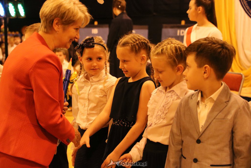 Pasowanie na ucznia w SP nr 10 [22.10.2019] - zdjęcie #72 - eOstroleka.pl
