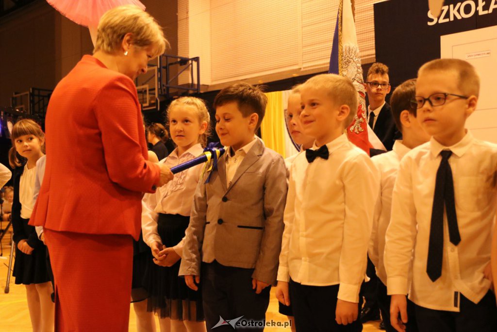 Pasowanie na ucznia w SP nr 10 [22.10.2019] - zdjęcie #69 - eOstroleka.pl
