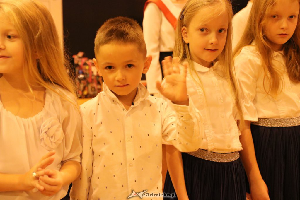 Pasowanie na ucznia w SP nr 10 [22.10.2019] - zdjęcie #33 - eOstroleka.pl