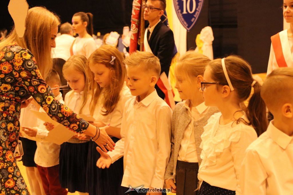 Pasowanie na ucznia w SP nr 10 [22.10.2019] - zdjęcie #27 - eOstroleka.pl