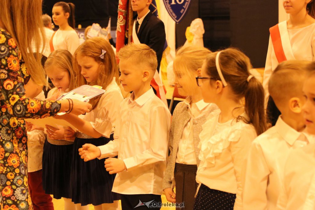 Pasowanie na ucznia w SP nr 10 [22.10.2019] - zdjęcie #26 - eOstroleka.pl