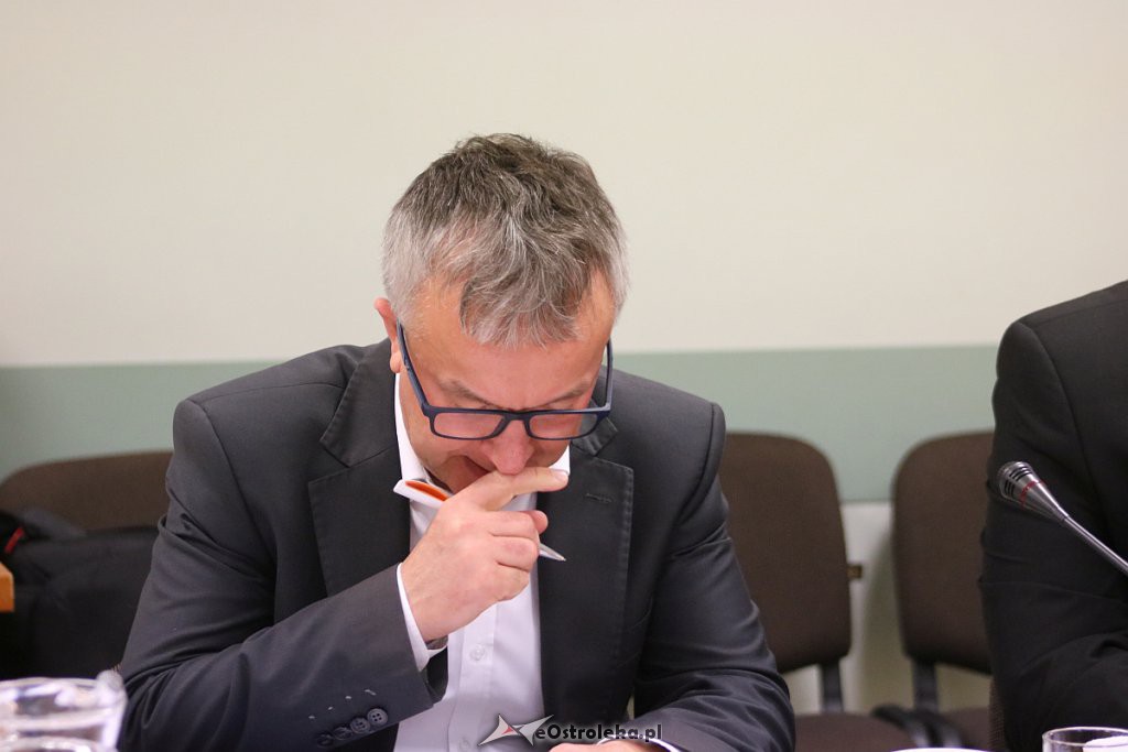 XVIII sesja Rady Miasta Ostrołęki [24.10.2019] - zdjęcie #20 - eOstroleka.pl