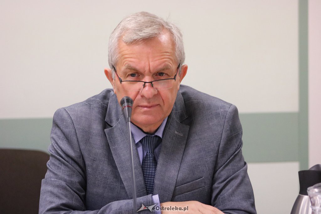 XVIII sesja Rady Miasta Ostrołęki [24.10.2019] - zdjęcie #19 - eOstroleka.pl
