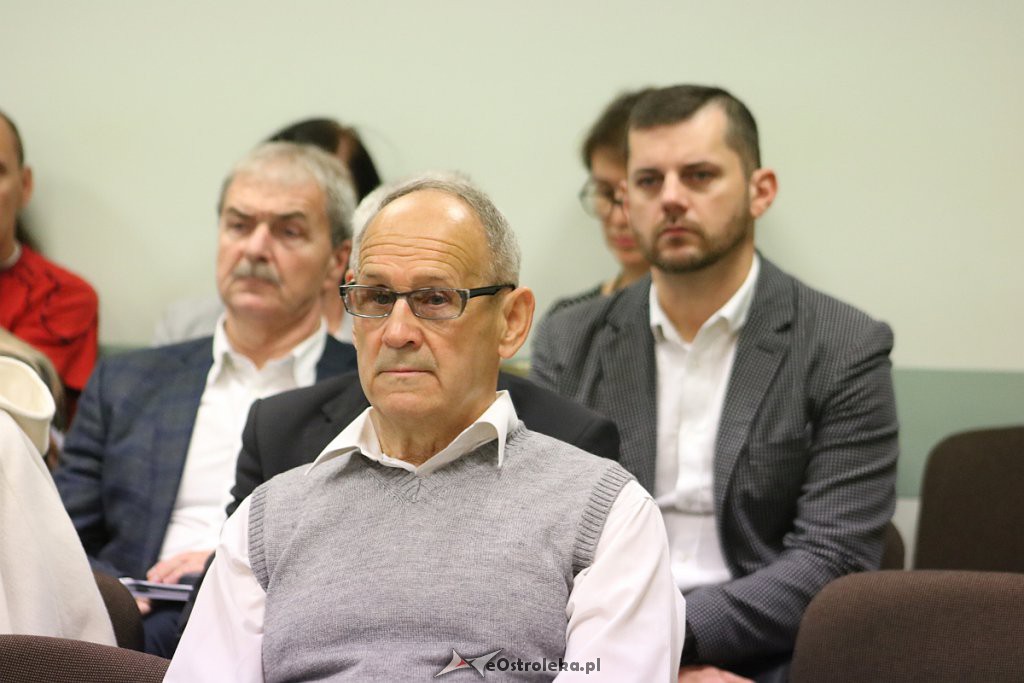 XVIII sesja Rady Miasta Ostrołęki [24.10.2019] - zdjęcie #12 - eOstroleka.pl