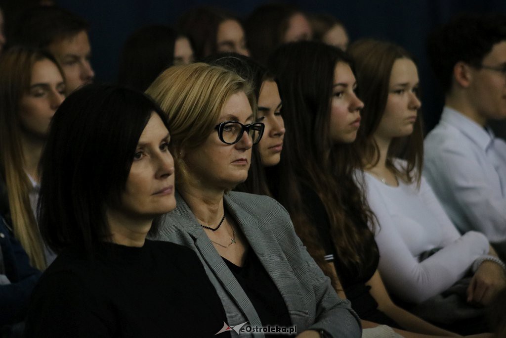 Dzień Patrona w II LO [29.10.2019] - zdjęcie #14 - eOstroleka.pl