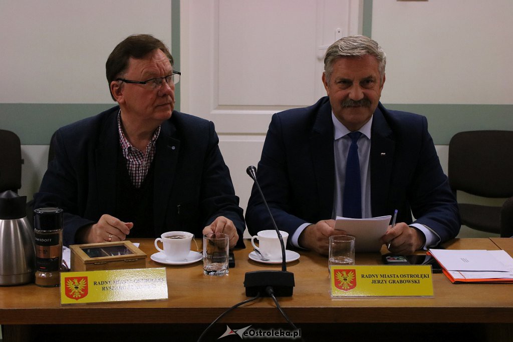 XIX nadzwyczajna sesja Rady Miasta Ostrołęki [29.10.2019] - zdjęcie #16 - eOstroleka.pl