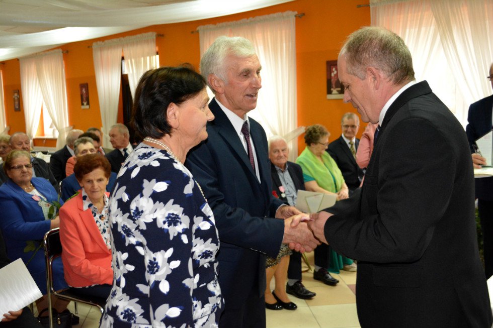 Złoci jubilaci z gminy Łyse z medalami [30.10.2019] - zdjęcie #128 - eOstroleka.pl