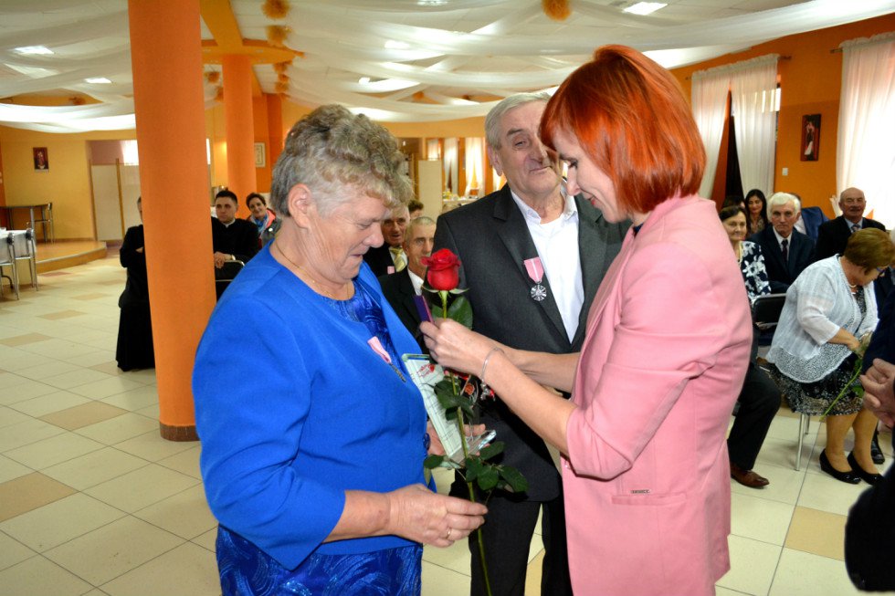 Złoci jubilaci z gminy Łyse z medalami [30.10.2019] - zdjęcie #117 - eOstroleka.pl