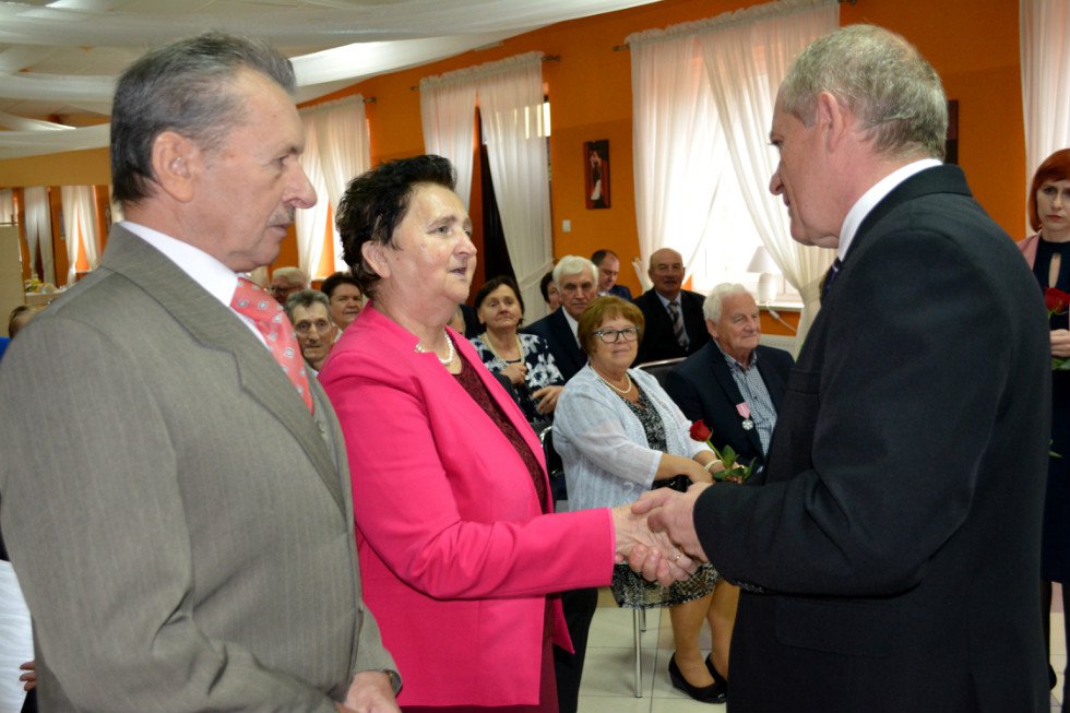 Złoci jubilaci z gminy Łyse z medalami [30.10.2019] - zdjęcie #125 - eOstroleka.pl