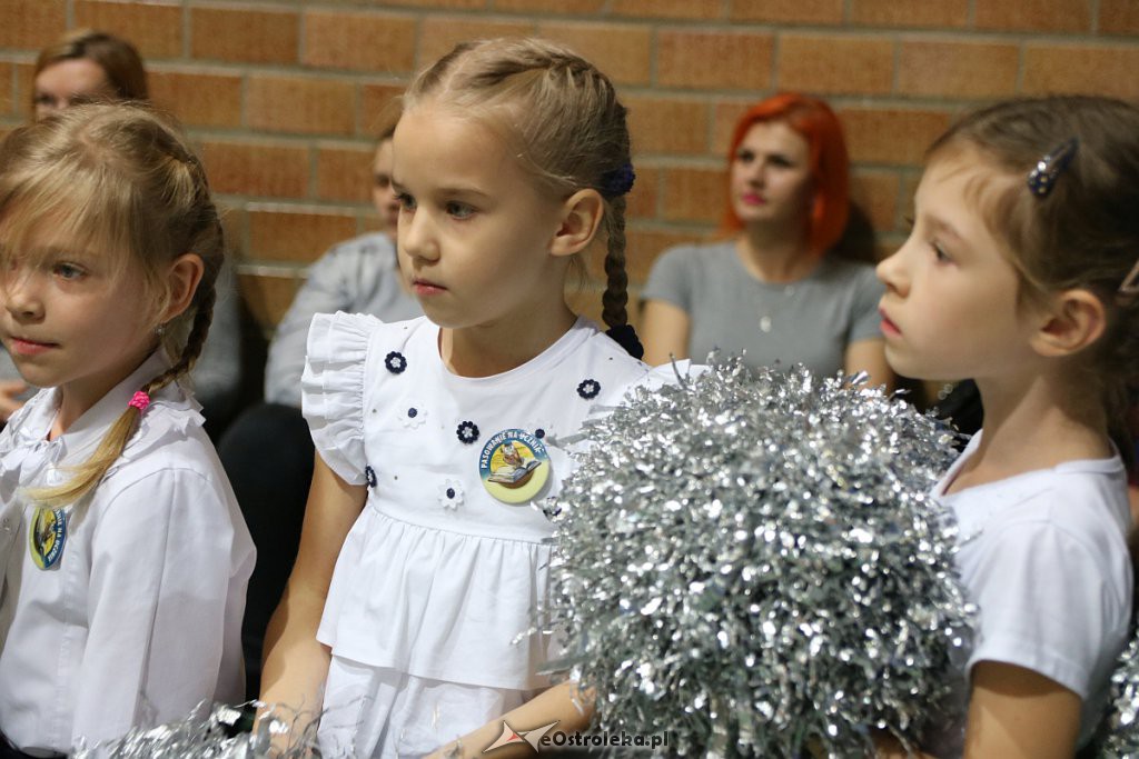 Pasowanie na ucznia w Szkole Podstawowej nr 5 im. Zofii Niedziałkowskiej [30.10.2019] - zdjęcie #149 - eOstroleka.pl