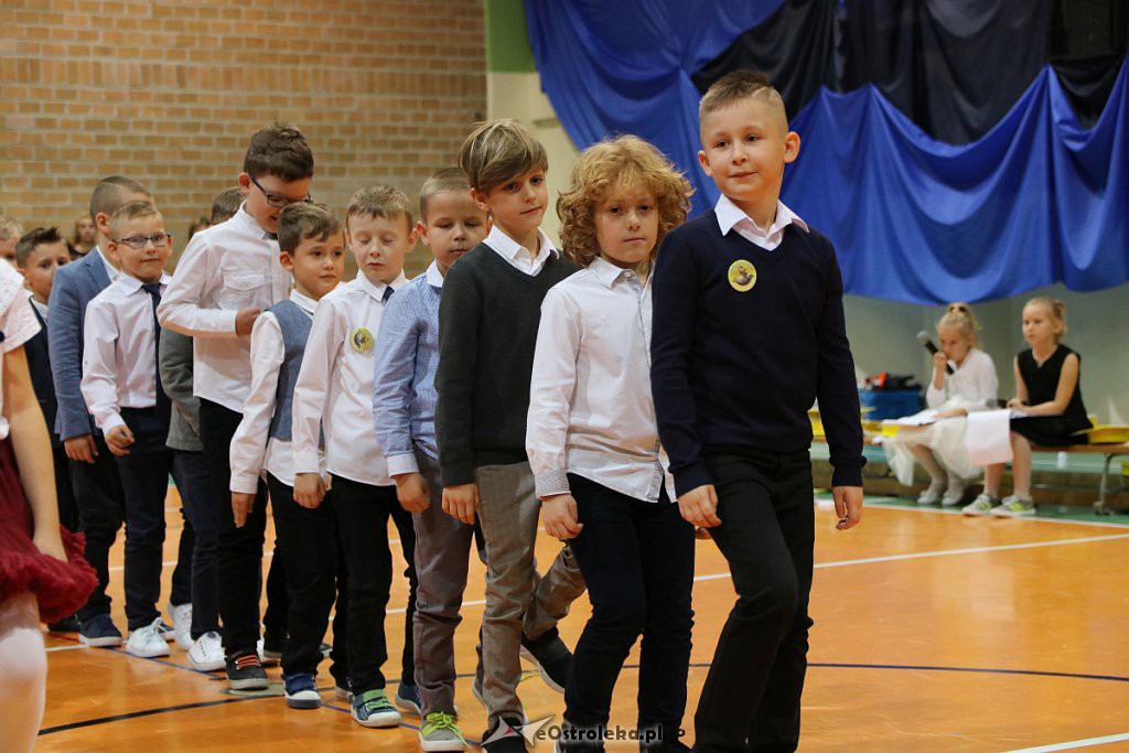 Pasowanie na ucznia w Szkole Podstawowej nr 5 im. Zofii Niedziałkowskiej [30.10.2019] - zdjęcie #234 - eOstroleka.pl