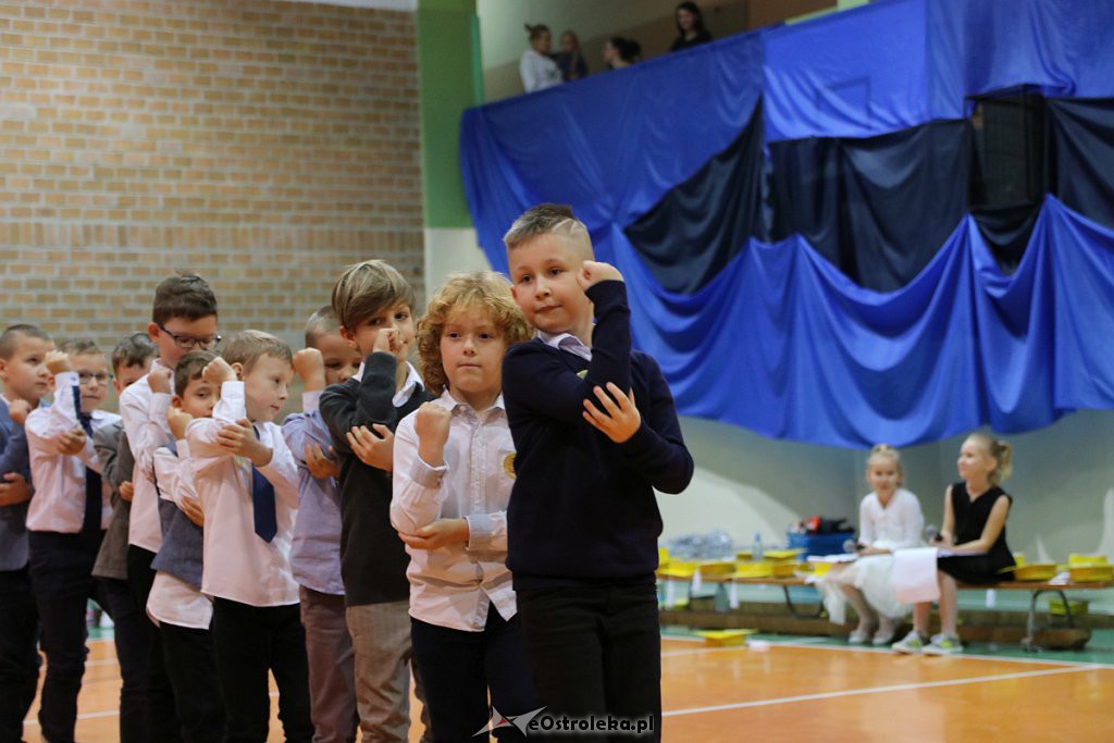 Pasowanie na ucznia w Szkole Podstawowej nr 5 im. Zofii Niedziałkowskiej [30.10.2019] - zdjęcie #226 - eOstroleka.pl