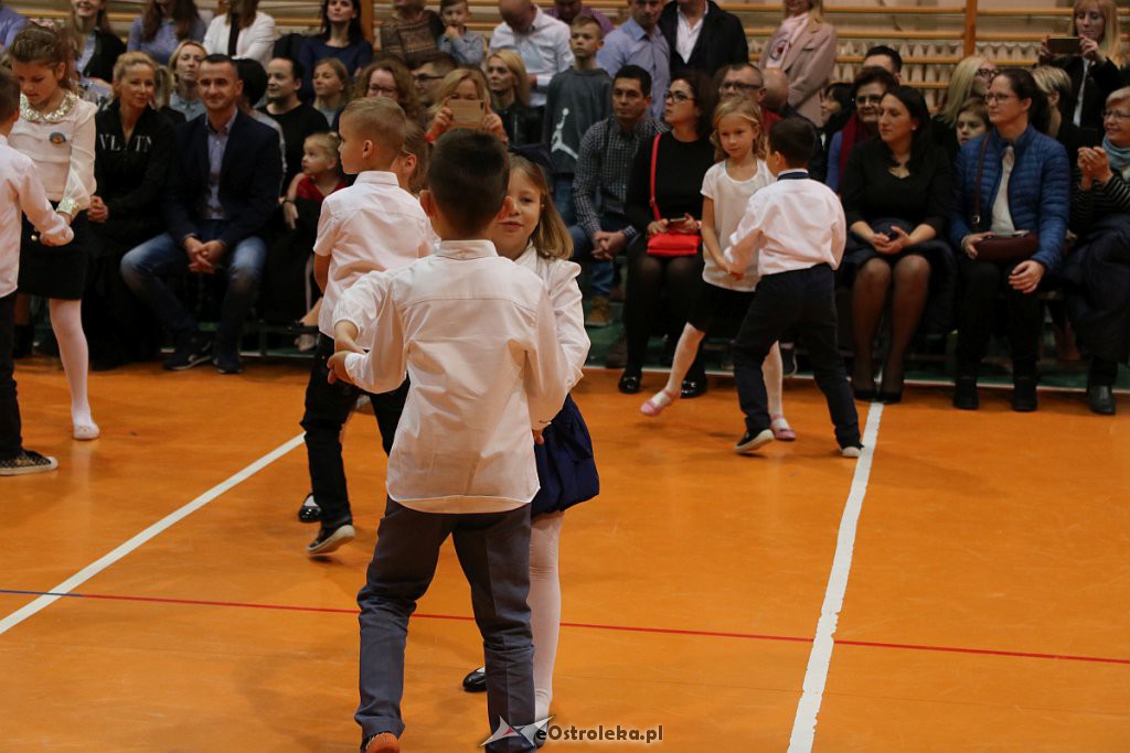 Pasowanie na ucznia w Szkole Podstawowej nr 5 im. Zofii Niedziałkowskiej [30.10.2019] - zdjęcie #212 - eOstroleka.pl