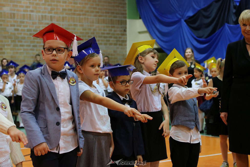 Pasowanie na ucznia w Szkole Podstawowej nr 5 im. Zofii Niedziałkowskiej [30.10.2019] - zdjęcie #159 - eOstroleka.pl