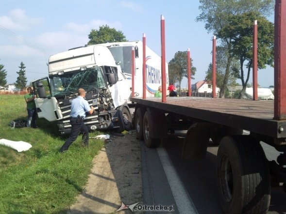 Wypadek w Olszewo-Borkach (13.09.2010) - zdjęcie #16 - eOstroleka.pl