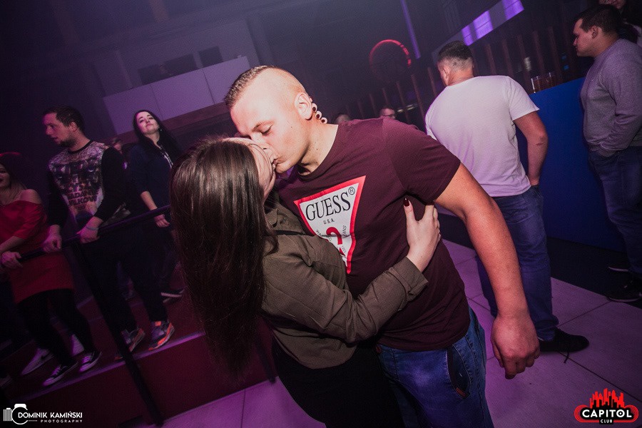 Daj To Głośniej i DJ Wolf w Clubie Capitol Sypniewo [ZDJĘCIA] - zdjęcie #66 - eOstroleka.pl