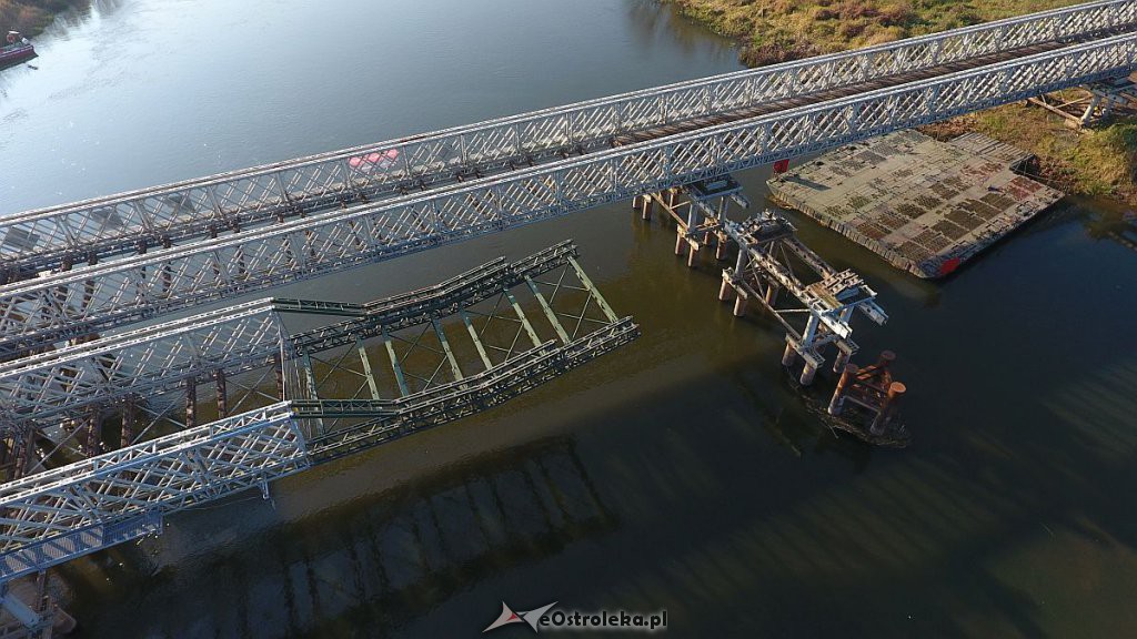 Rozbiórka mostu tymczasowego w Ostrołęce [07.11.2019] - zdjęcie #5 - eOstroleka.pl