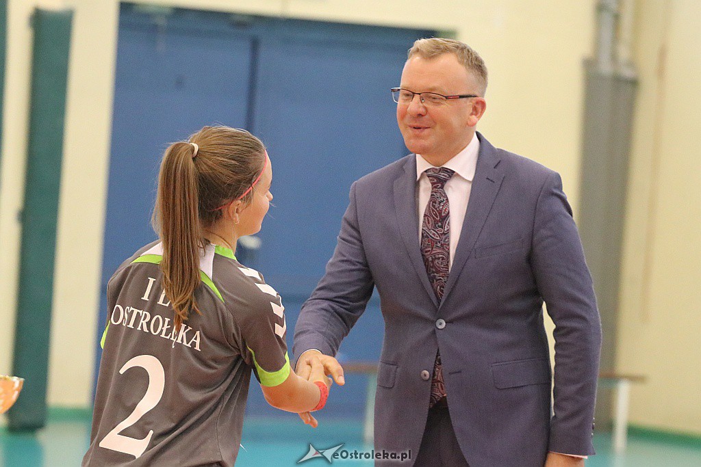 Mistrzostwa Ostrołęki szkół średnich w piłce nożnej kobiet [07.11.2019] - zdjęcie #22 - eOstroleka.pl