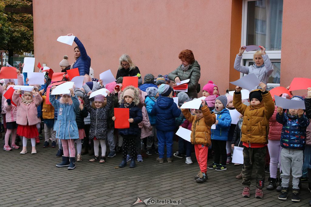 Pokaz musztry paradnej w adeptów z 2. SLO w Ostrołęce [08.11.2019] - zdjęcie #9 - eOstroleka.pl