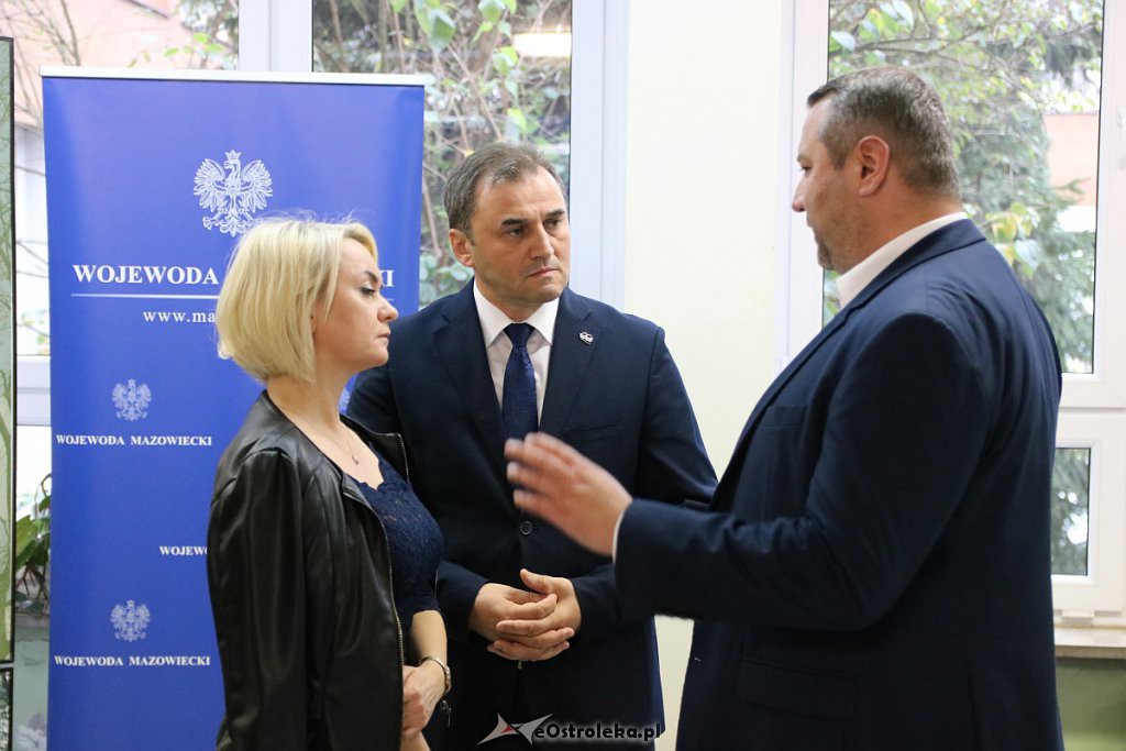 W „pałacyku” obejrzeć można ciekawą wystawę „Polska utracona” [08.11.2019] - zdjęcie #1 - eOstroleka.pl