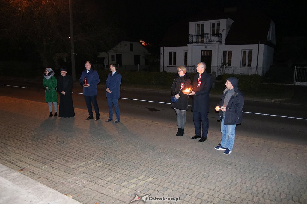 „Światło Pamięci Niezwyciężonym” rozbłysło w Ostrołęce [10.11.2019] - zdjęcie #10 - eOstroleka.pl
