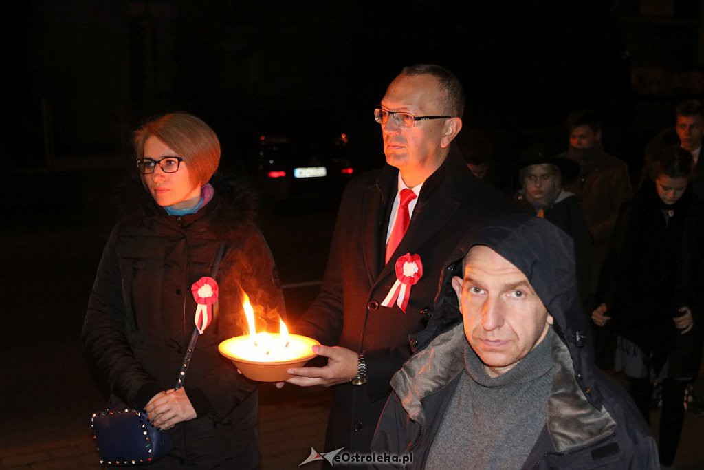 „Światło Pamięci Niezwyciężonym” rozbłysło w Ostrołęce [10.11.2019] - zdjęcie #14 - eOstroleka.pl