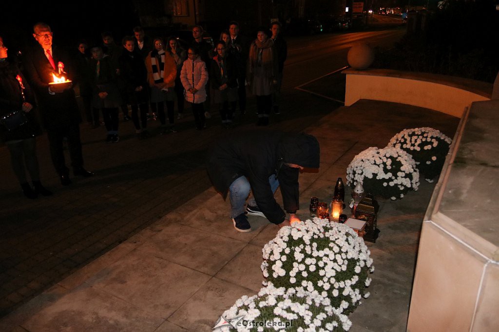 „Światło Pamięci Niezwyciężonym” rozbłysło w Ostrołęce [10.11.2019] - zdjęcie #20 - eOstroleka.pl