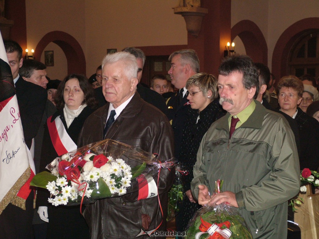 Święto Niepodległości 2004 w Ostrołęce  - zdjęcie #8 - eOstroleka.pl