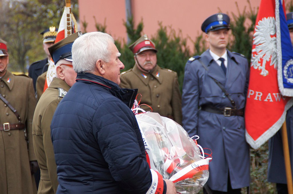Uroczysta sesja Rady Miasta Ostrołęki z okazji Święta Niepodległości [11.11.2019] - zdjęcie #28 - eOstroleka.pl
