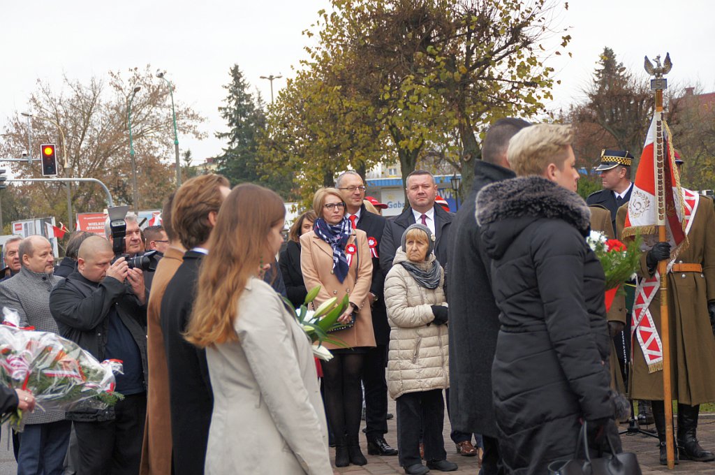 Uroczysta sesja Rady Miasta Ostrołęki z okazji Święta Niepodległości [11.11.2019] - zdjęcie #22 - eOstroleka.pl