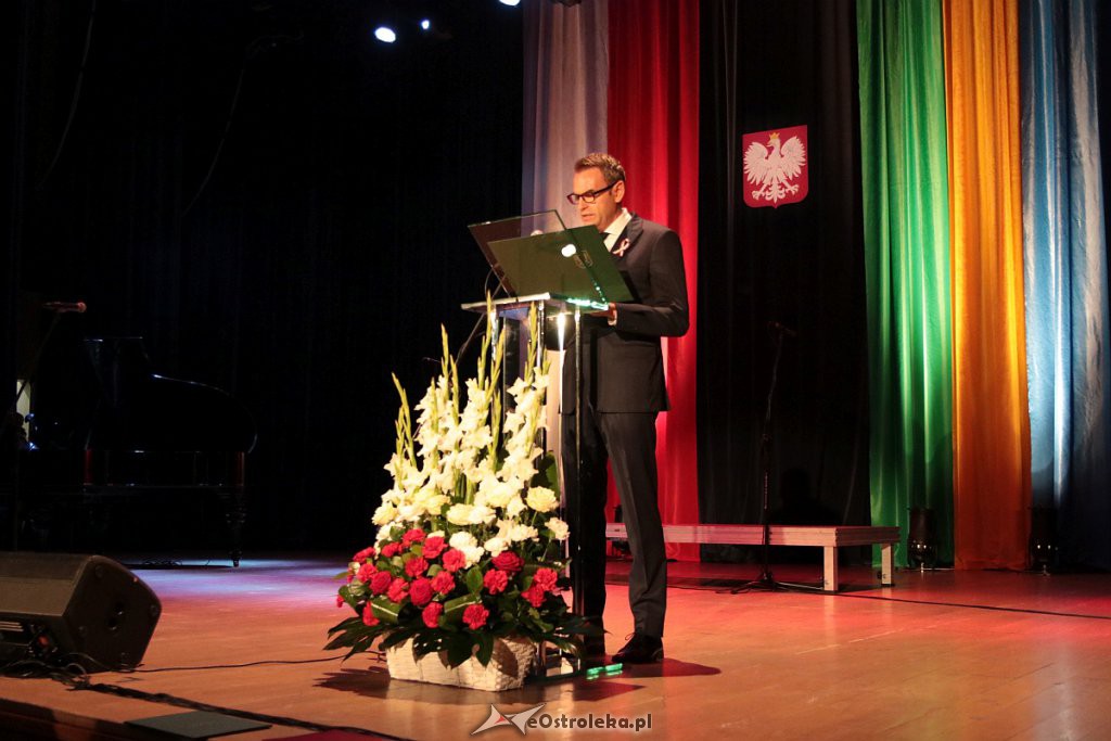 Uroczysta sesja Rady Miasta Ostrołęki z okazji Święta Niepodległości [11.11.2019] - zdjęcie #162 - eOstroleka.pl