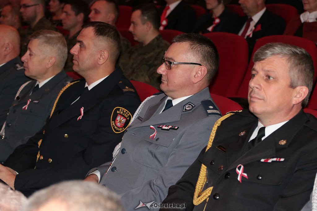 Uroczysta sesja Rady Miasta Ostrołęki z okazji Święta Niepodległości [11.11.2019] - zdjęcie #156 - eOstroleka.pl
