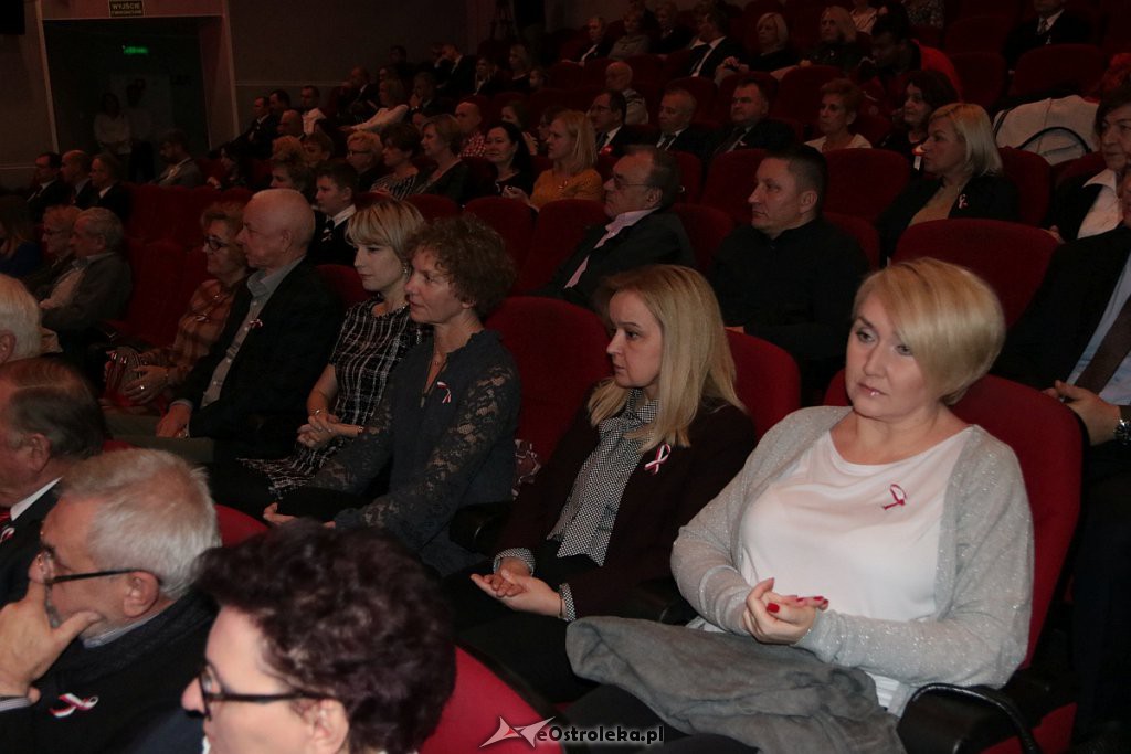 Uroczysta sesja Rady Miasta Ostrołęki z okazji Święta Niepodległości [11.11.2019] - zdjęcie #148 - eOstroleka.pl