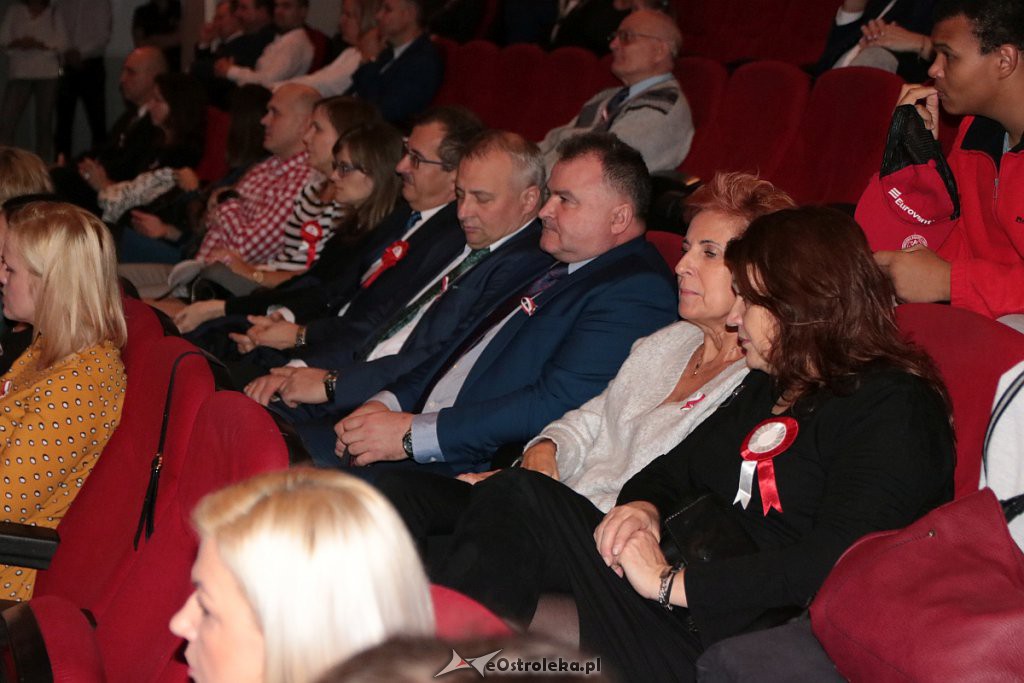 Uroczysta sesja Rady Miasta Ostrołęki z okazji Święta Niepodległości [11.11.2019] - zdjęcie #144 - eOstroleka.pl