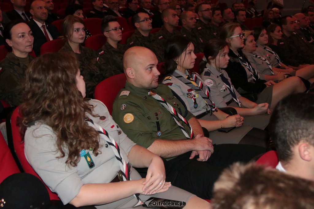 Uroczysta sesja Rady Miasta Ostrołęki z okazji Święta Niepodległości [11.11.2019] - zdjęcie #138 - eOstroleka.pl