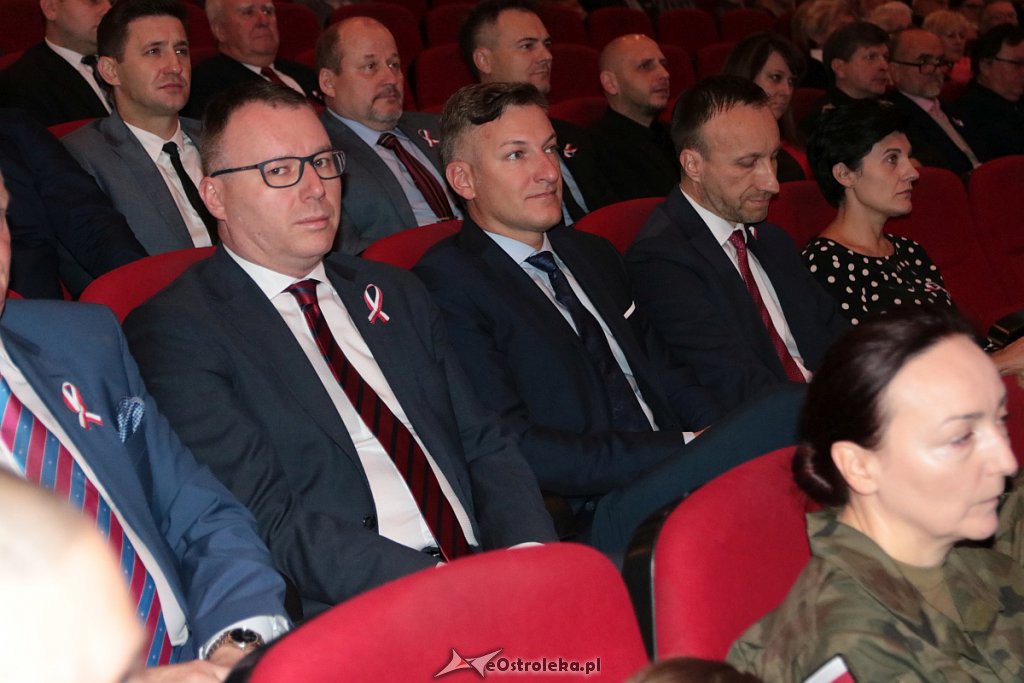 Uroczysta sesja Rady Miasta Ostrołęki z okazji Święta Niepodległości [11.11.2019] - zdjęcie #136 - eOstroleka.pl