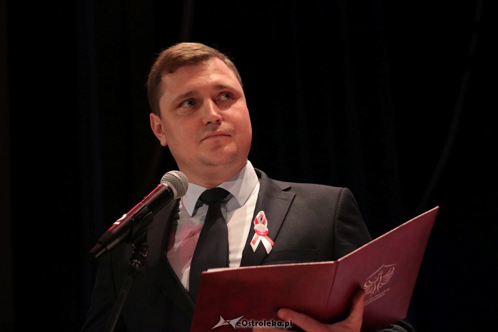 Uroczysta sesja Rady Miasta Ostrołęki z okazji Święta Niepodległości [11.11.2019] - zdjęcie #118 - eOstroleka.pl