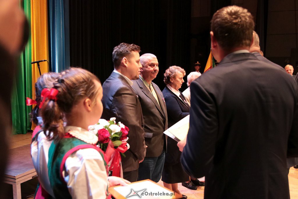 Uroczysta sesja Rady Miasta Ostrołęki z okazji Święta Niepodległości [11.11.2019] - zdjęcie #106 - eOstroleka.pl