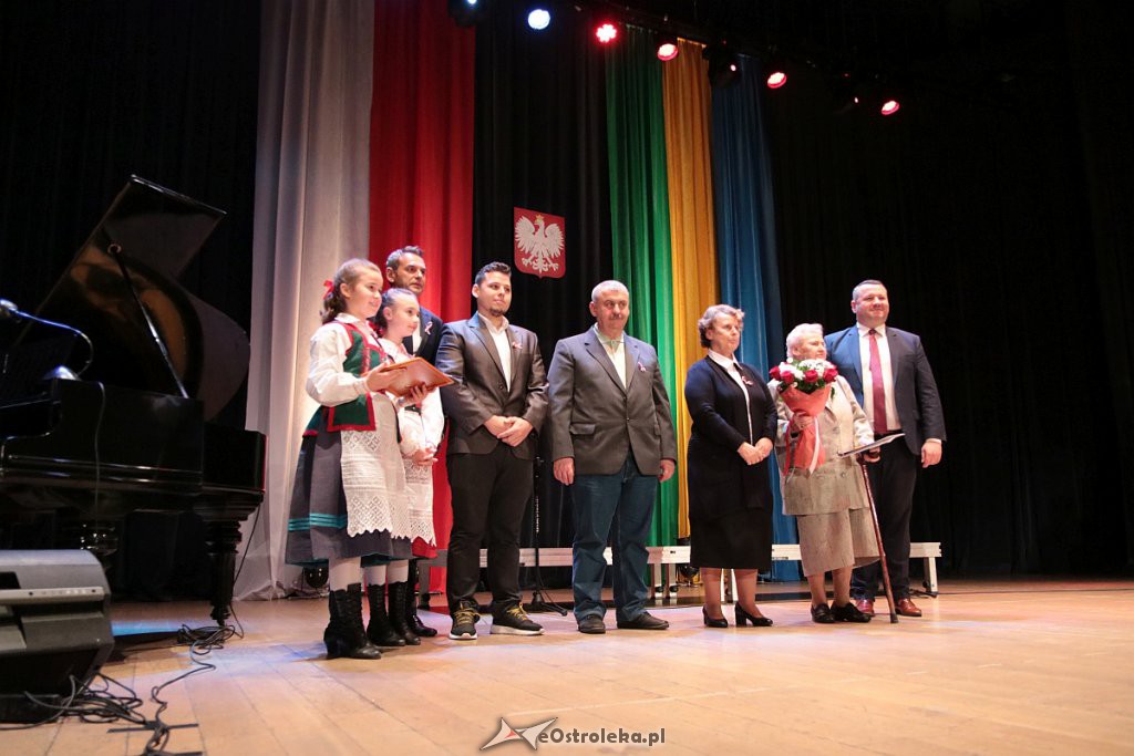 Uroczysta sesja Rady Miasta Ostrołęki z okazji Święta Niepodległości [11.11.2019] - zdjęcie #100 - eOstroleka.pl