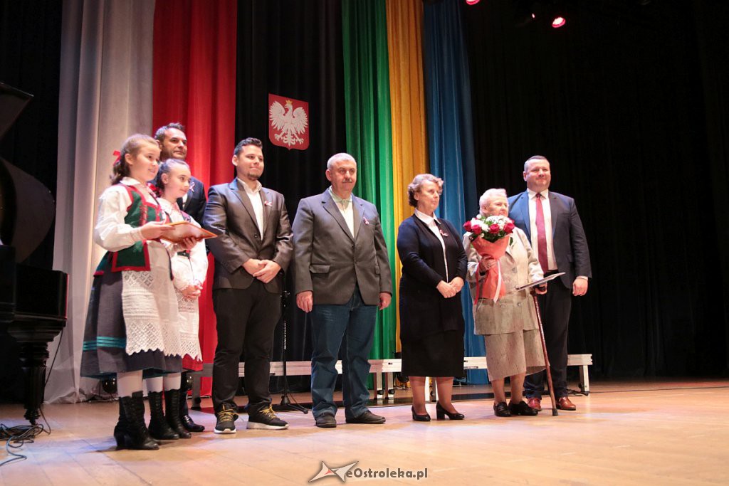 Uroczysta sesja Rady Miasta Ostrołęki z okazji Święta Niepodległości [11.11.2019] - zdjęcie #92 - eOstroleka.pl