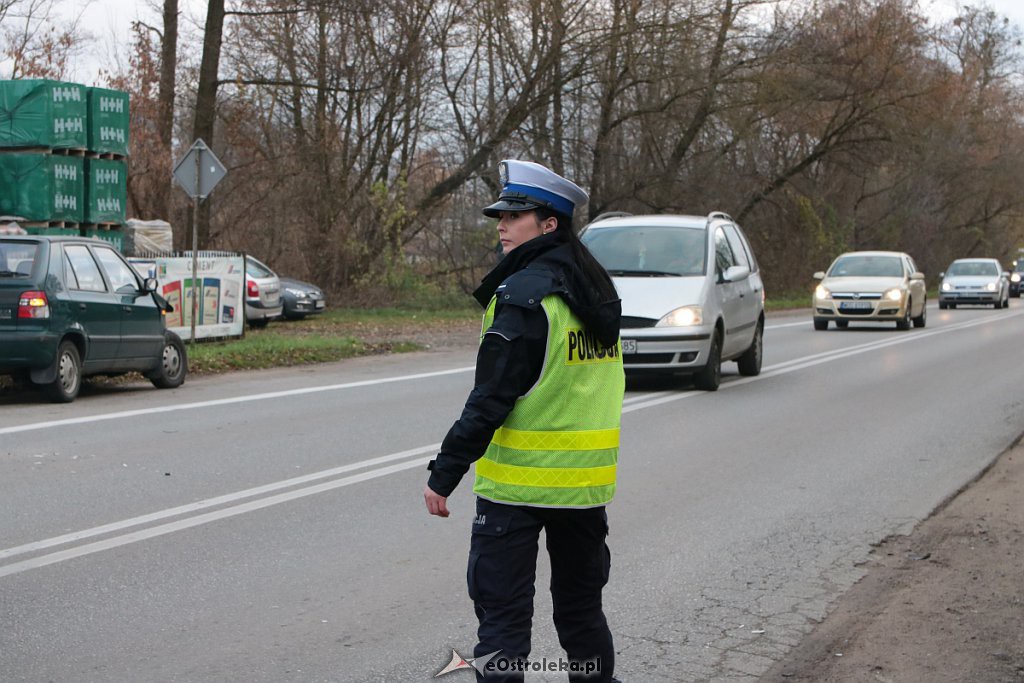Wypadek na Stacha Konwy [14.11.2019] - zdjęcie #7 - eOstroleka.pl