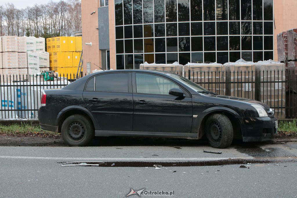 Wypadek na Stacha Konwy [14.11.2019] - zdjęcie #5 - eOstroleka.pl