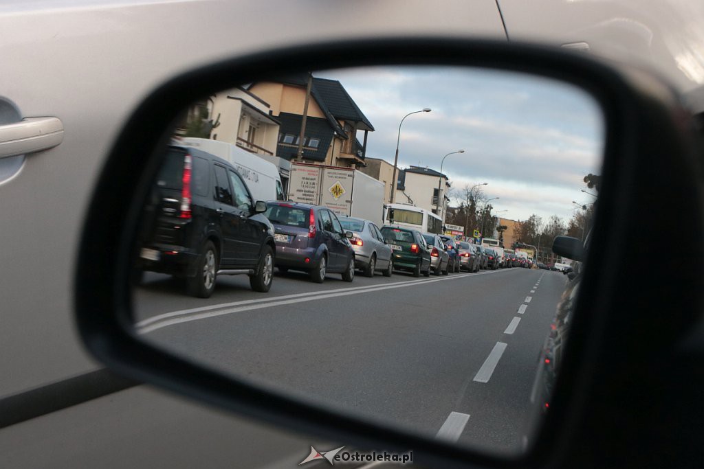 Wypadek na Stacha Konwy [14.11.2019] - zdjęcie #2 - eOstroleka.pl