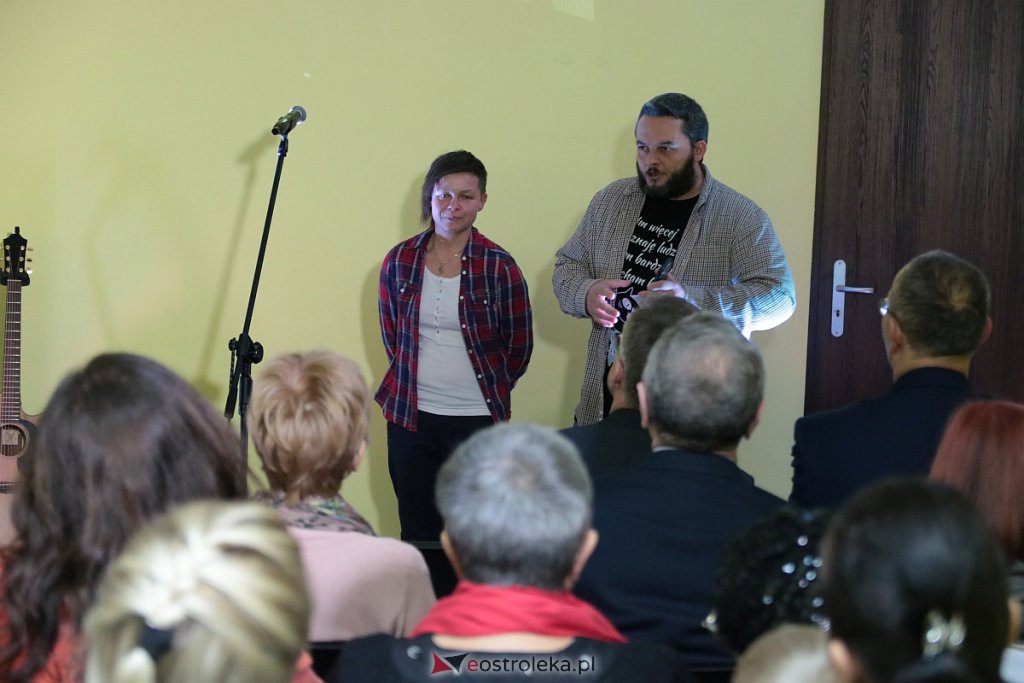 Evgen Malinowski z poruszającym recitalem wystąpił w Kultowni [15.11.2019] - zdjęcie #2 - eOstroleka.pl