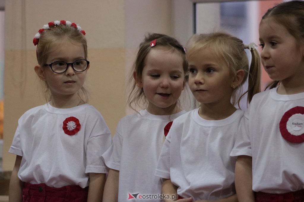Lekcja historii w wykonaniu przedszkolaków z „Krainy Misiów” [WIDEO, ZDJĘCIA] - zdjęcie #9 - eOstroleka.pl