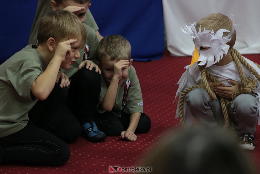 Lekcja historii w wykonaniu przedszkolaków z „Krainy Misiów” [WIDEO, ZDJĘCIA] - zdjęcie #35 - eOstroleka.pl